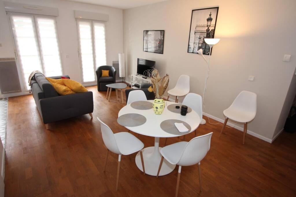 Sloan Square Apartment Bmyguest Serris Eksteriør billede