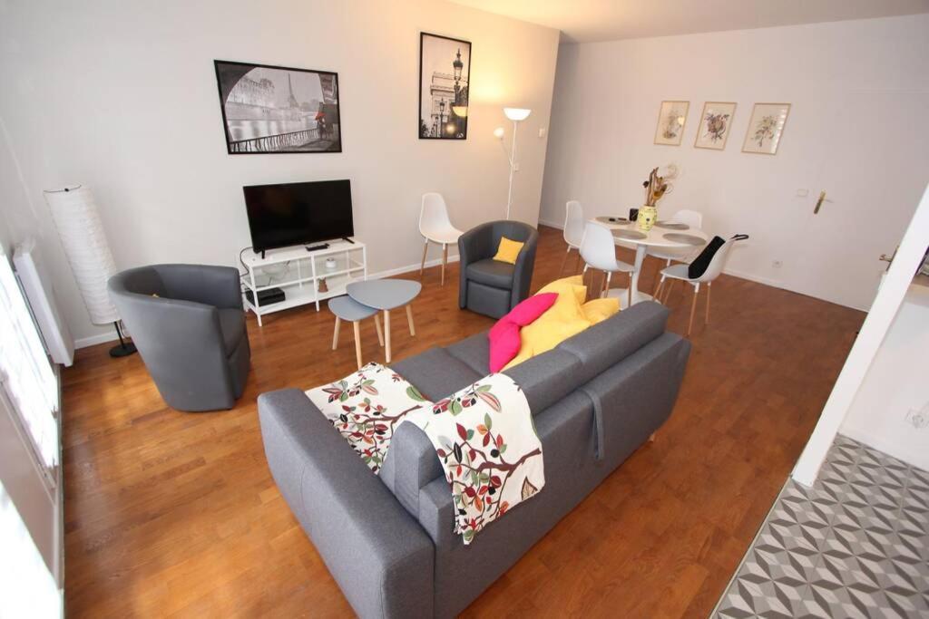 Sloan Square Apartment Bmyguest Serris Eksteriør billede
