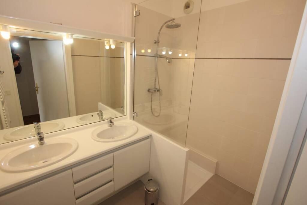 Sloan Square Apartment Bmyguest Serris Eksteriør billede